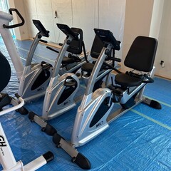 沖縄県デイサービス施設様へ油圧マシンGHシリーズ、2wayリカンベントバイクMio、ヴィフイットを納品しました!!