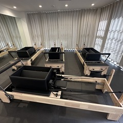 東京都ピラティススタジオ様へスプリットリフォーマー4台を納品しました!!
