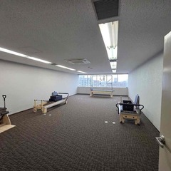 大阪府ピラティススタジオ様へテクニカルリフォーマー2台、キャデラック、チェアを納品しました!!