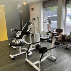 福岡県デイサービス施設様へストレッチマシンEシリーズ6台、油圧マシンGHシリーズ他を納品しました!!