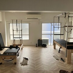 福岡県ピラティススタジオ様へテクニカルスプリットリフォーマー、キャデラック他を納品しました!!